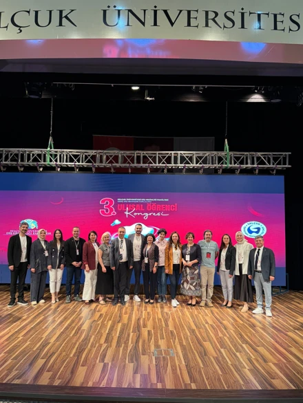 Genç diş hekimleri, 3. Ulusal Öğrenci Kongresi’nde bir araya geldi